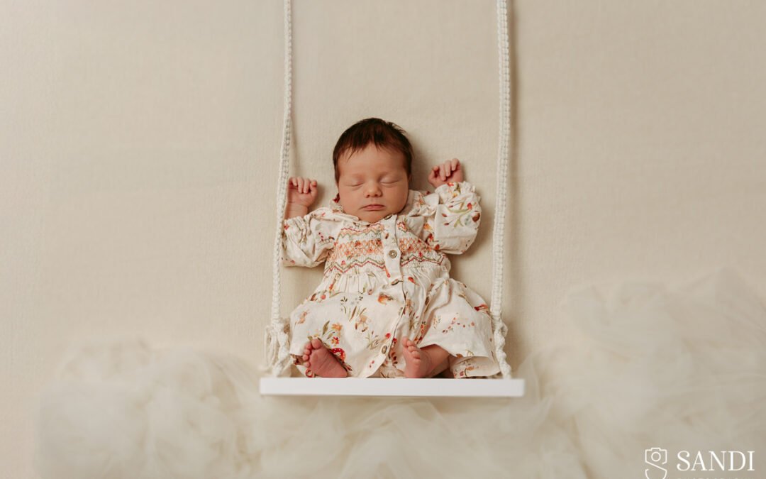 Creative & Floral Newborn Photography | Dorchester, Dorset